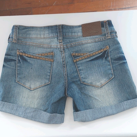 Jean Shorts.Dollhouse/Indigo Rein. - Picture 8 of 9